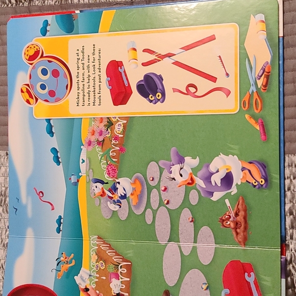 Mickey Mouse ClubHouse Look and Find Book - Picture 3 of 4